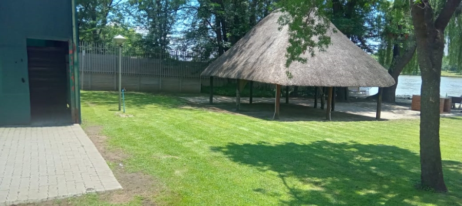 To Let  Bedroom Property for Rent in Clavadel River Lodge Free State